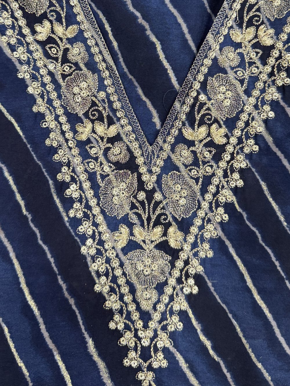 Pure Modal Silk with foil print - Image 4